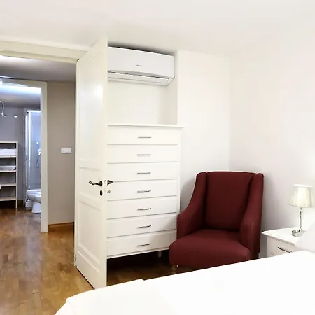 Appartement Ferrini - 150 *